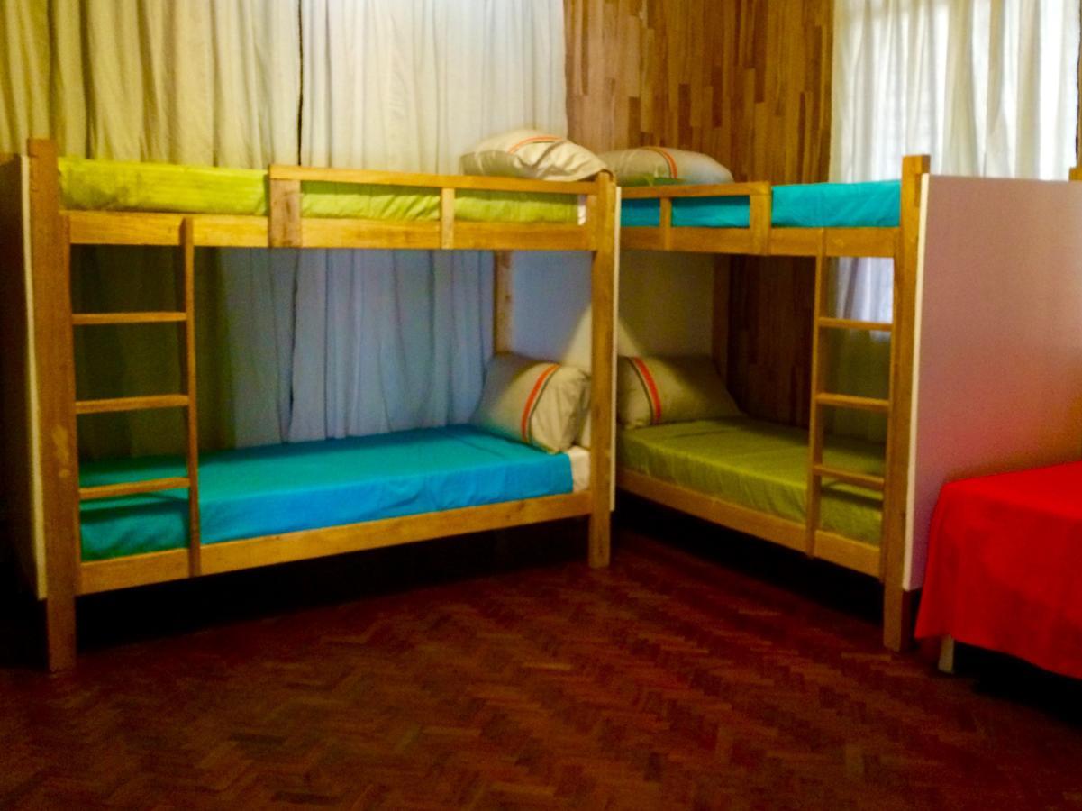 Hostel Tropical Dumaguete City Zewnętrze zdjęcie